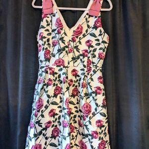 GORGEOUS FLORAL fit&flare DRESS